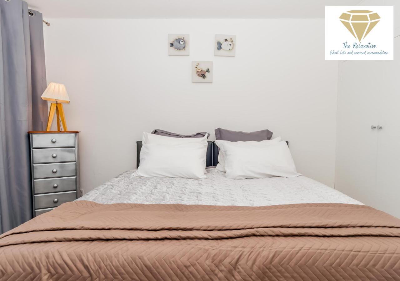 2 Bed Apartment-5 Guests - Business-Relocation-Parking - The Brighton Short Stay & Serviced Apartments Екстер'єр фото