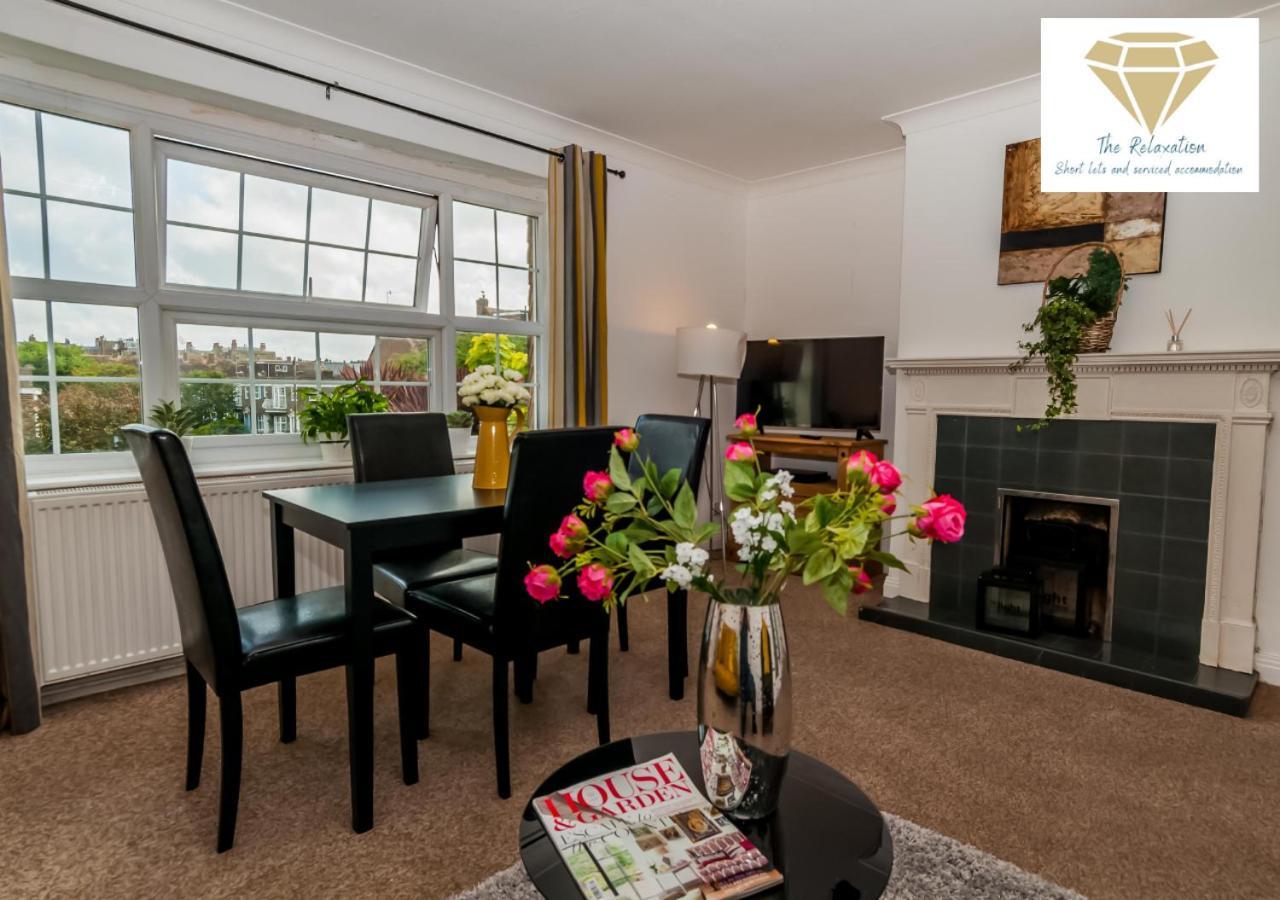 2 Bed Apartment-5 Guests - Business-Relocation-Parking - The Brighton Short Stay & Serviced Apartments Екстер'єр фото